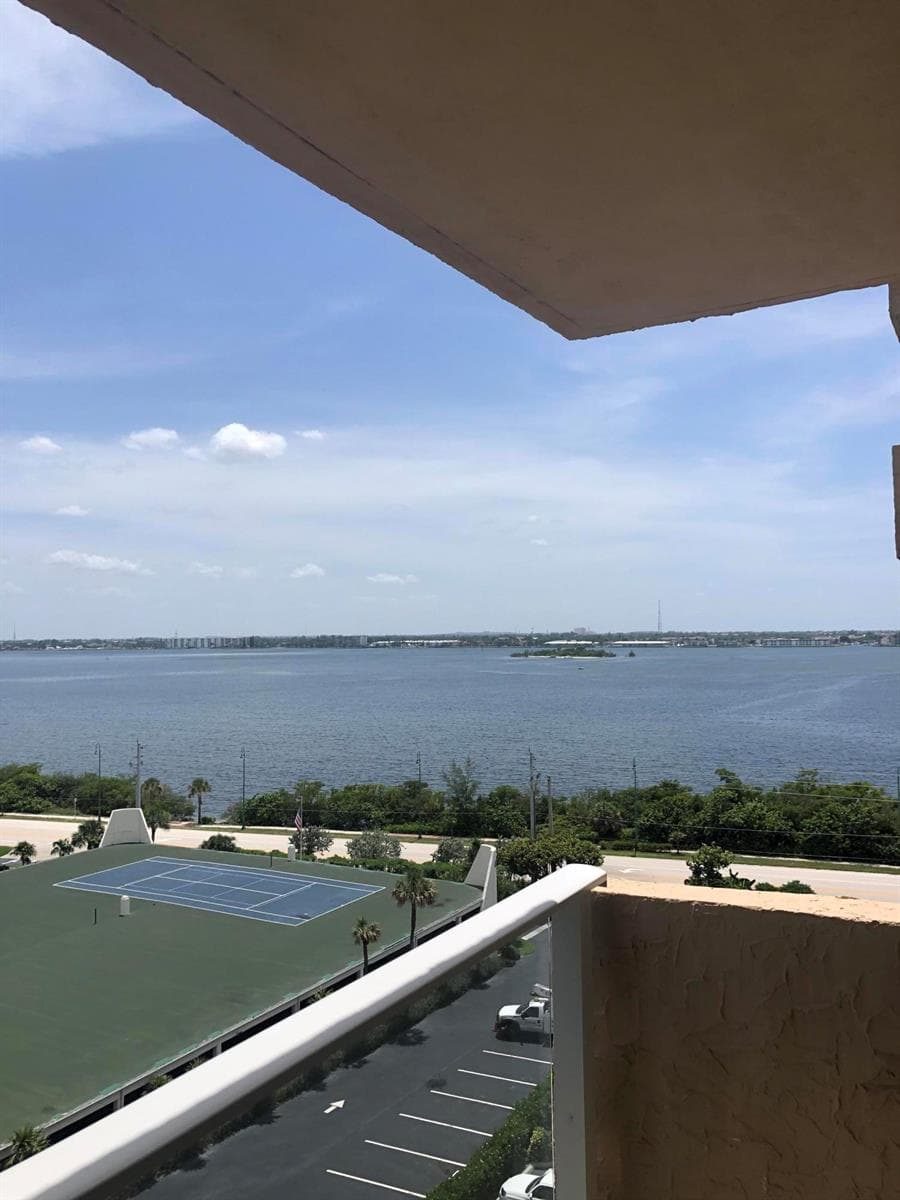 5440 N Ocean Drive # 803, Singer Island FL 33404 photo 2