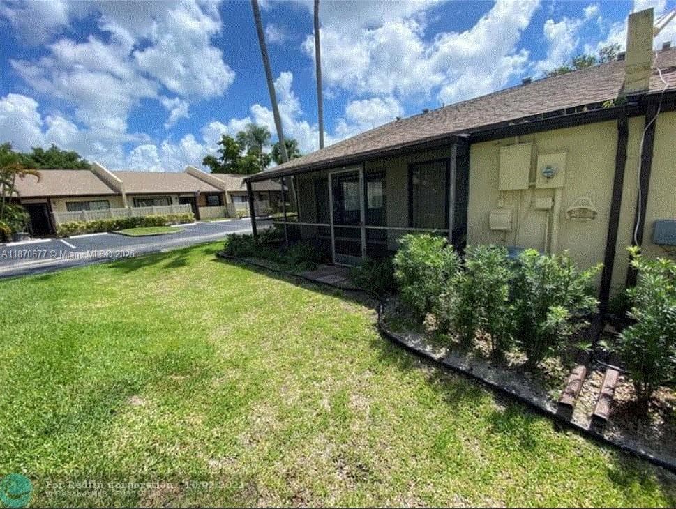 715 Banks Rd, Margate FL 33063 photo 2