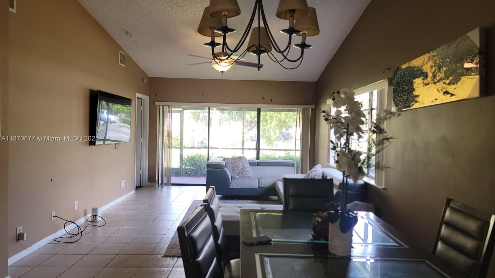 715 Banks Rd, Margate FL 33063 photo 4