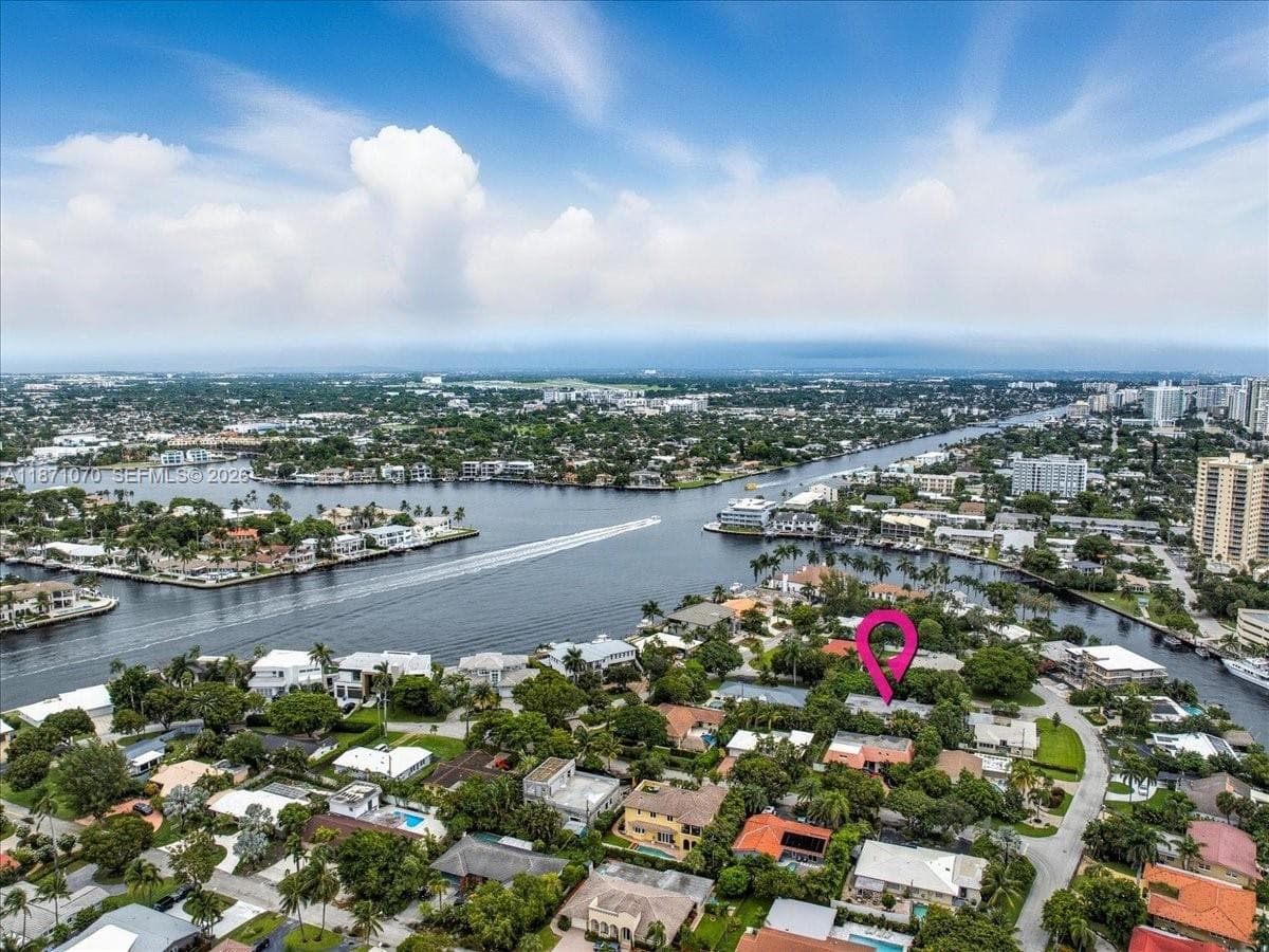 3260 Lakeview Dr, Pompano Beach FL 33062 photo 2