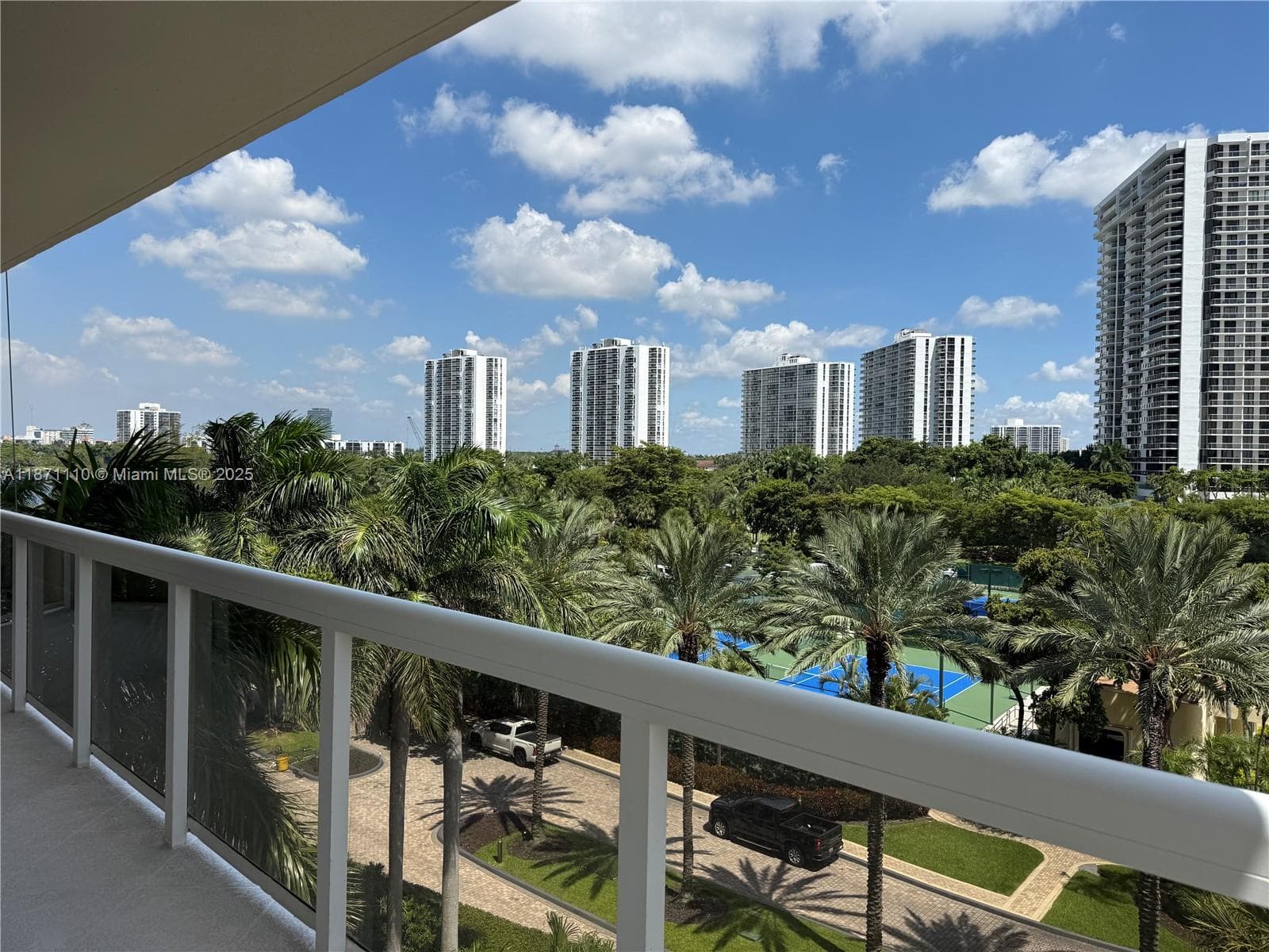 20185 E Country Club Dr # 510, Aventura FL 33180