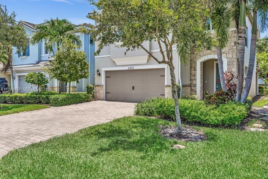 4353 Large Leaf Ln, Hollywood FL 33021 photo 3