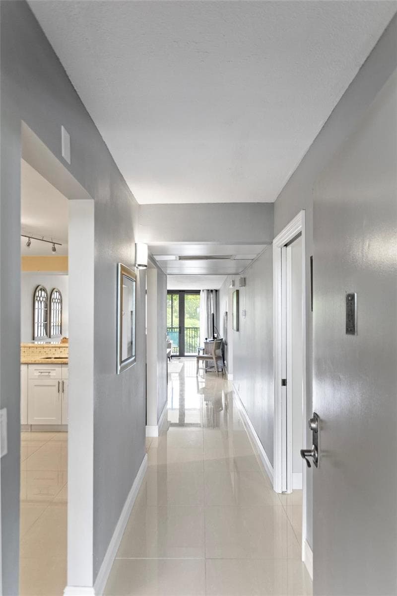 16 Royal Palm Way # 302, Boca Raton FL 33432 photo 4