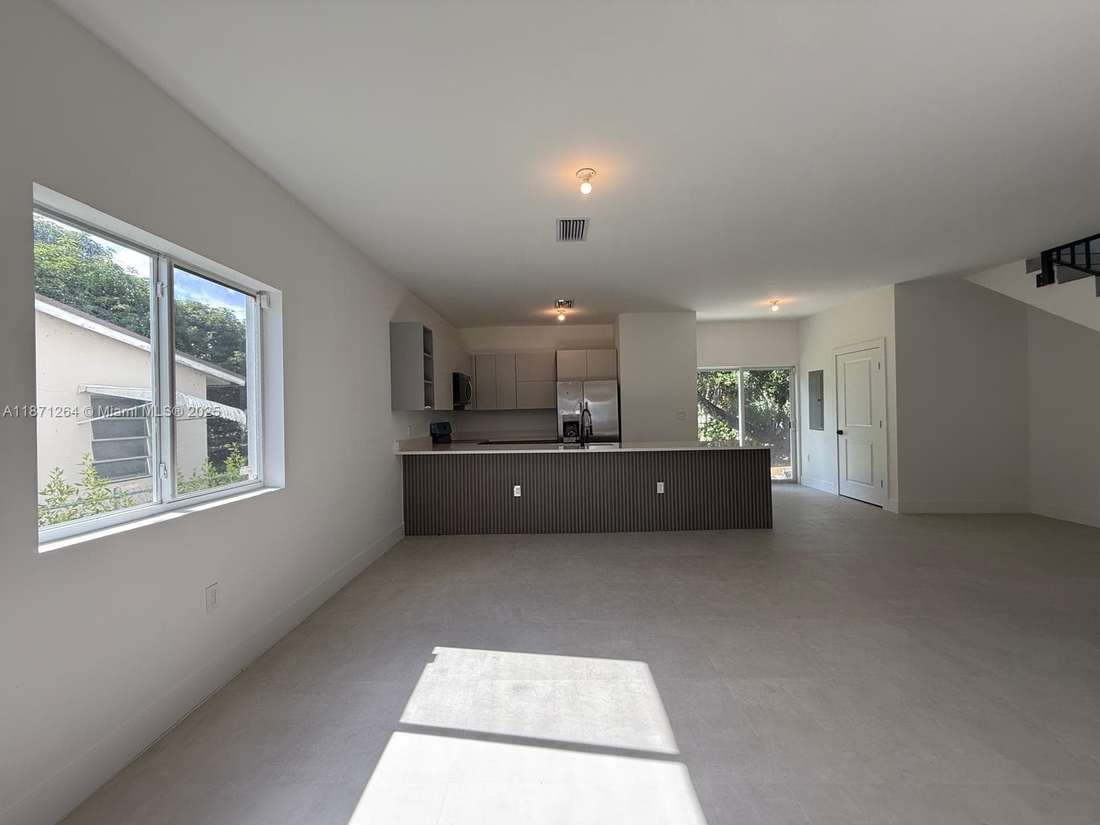2788 NW 9th Pl # 0, Fort Lauderdale FL 33311 photo 3