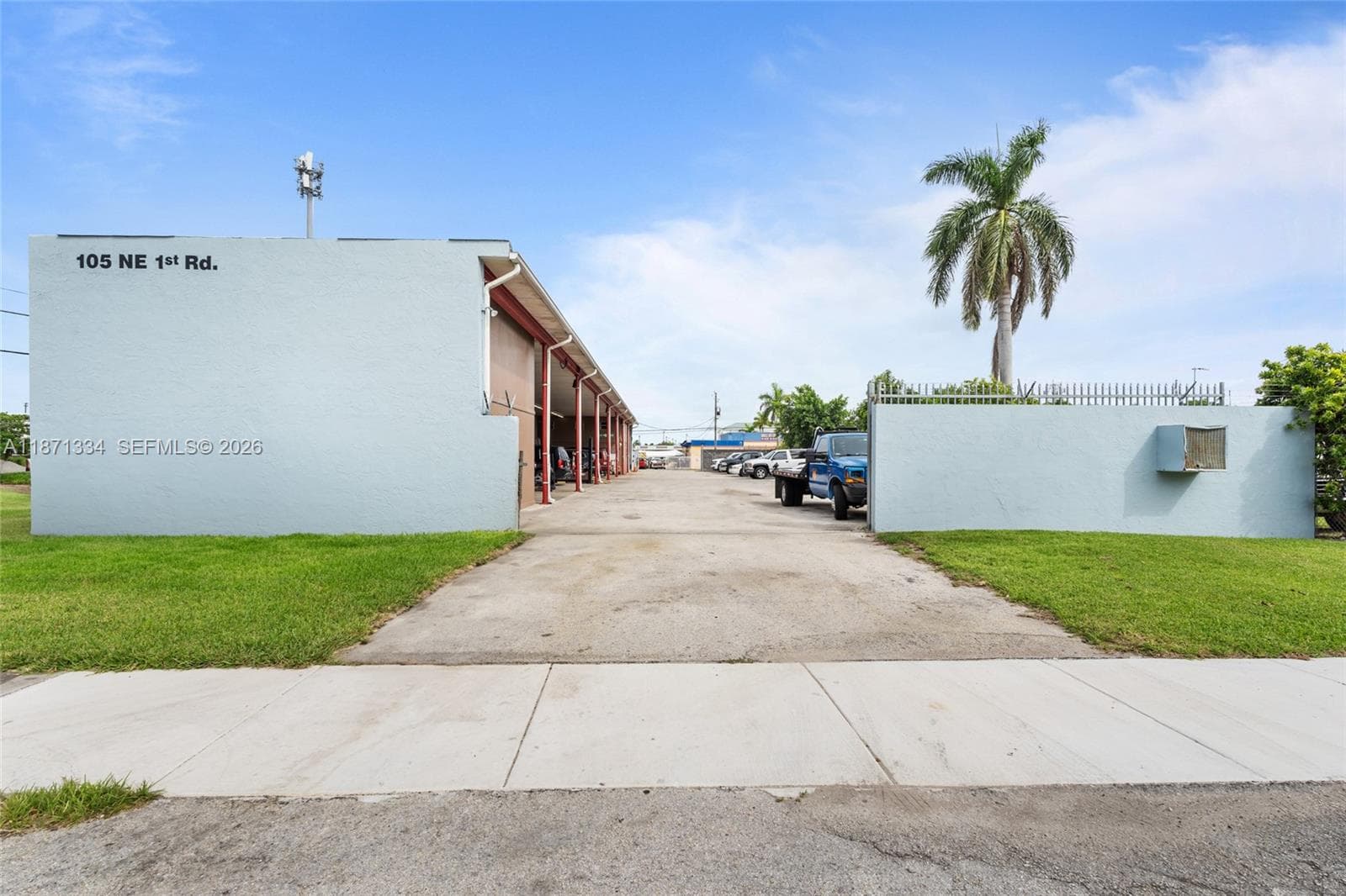 105 NE 1st Rd, Homestead FL 33030 photo 3