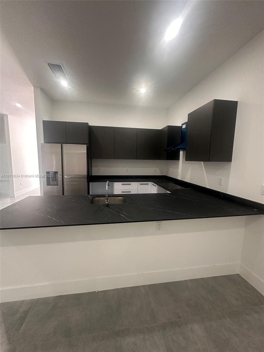 2423 NW 23rd Ln, Fort Lauderdale FL 33311 photo 5