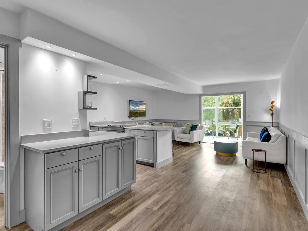 275 Date Palm Road # 304, Vero Beach FL 32963 photo 2