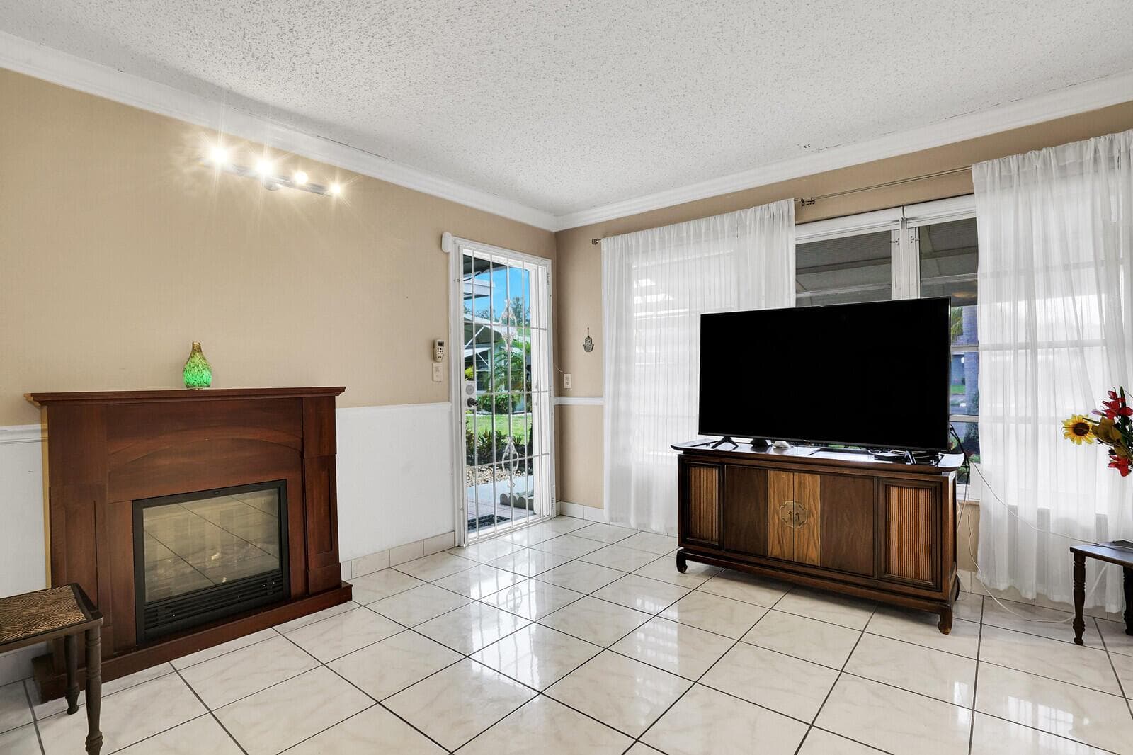 902 South Drive # C, Delray Beach FL 33445 photo 5