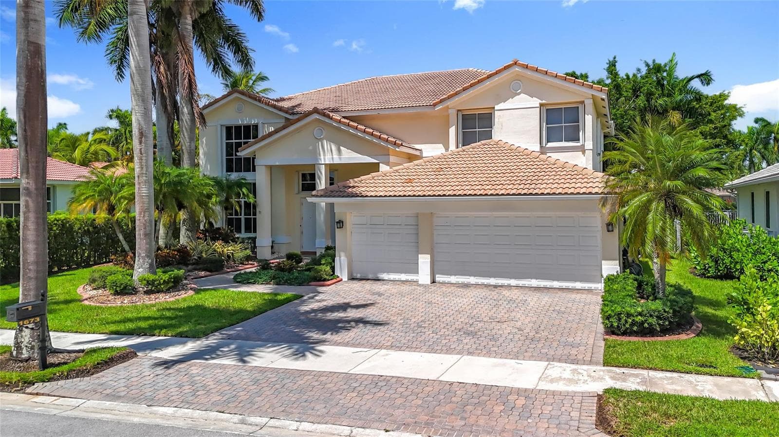 1673 VICTORIA POINTE Circle, Weston FL 33327 photo 2