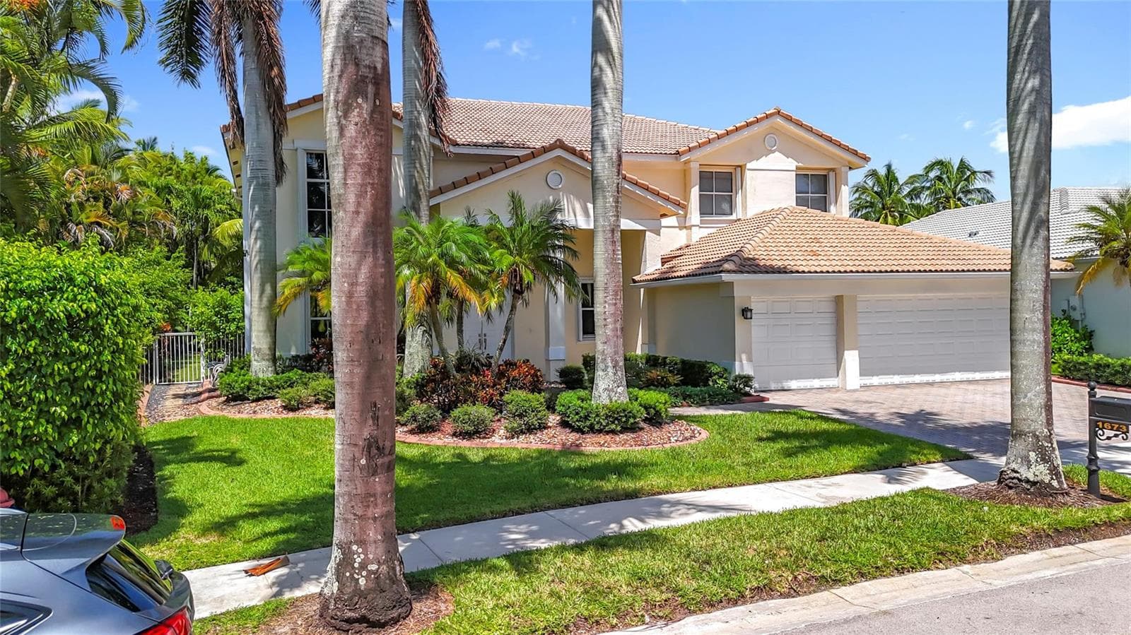 1673 VICTORIA POINTE Circle, Weston FL 33327 photo 3