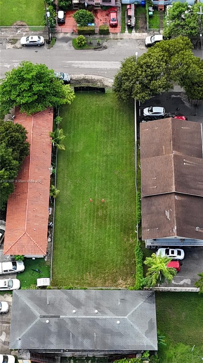 1941 NW 19th Ave, Miami FL 33125 photo 3