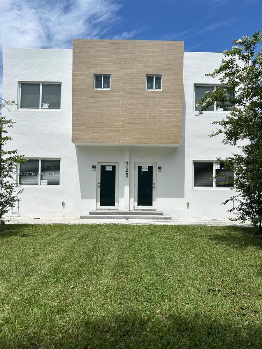 723 NW 19th Ave # B, Fort Lauderdale, FL 33311