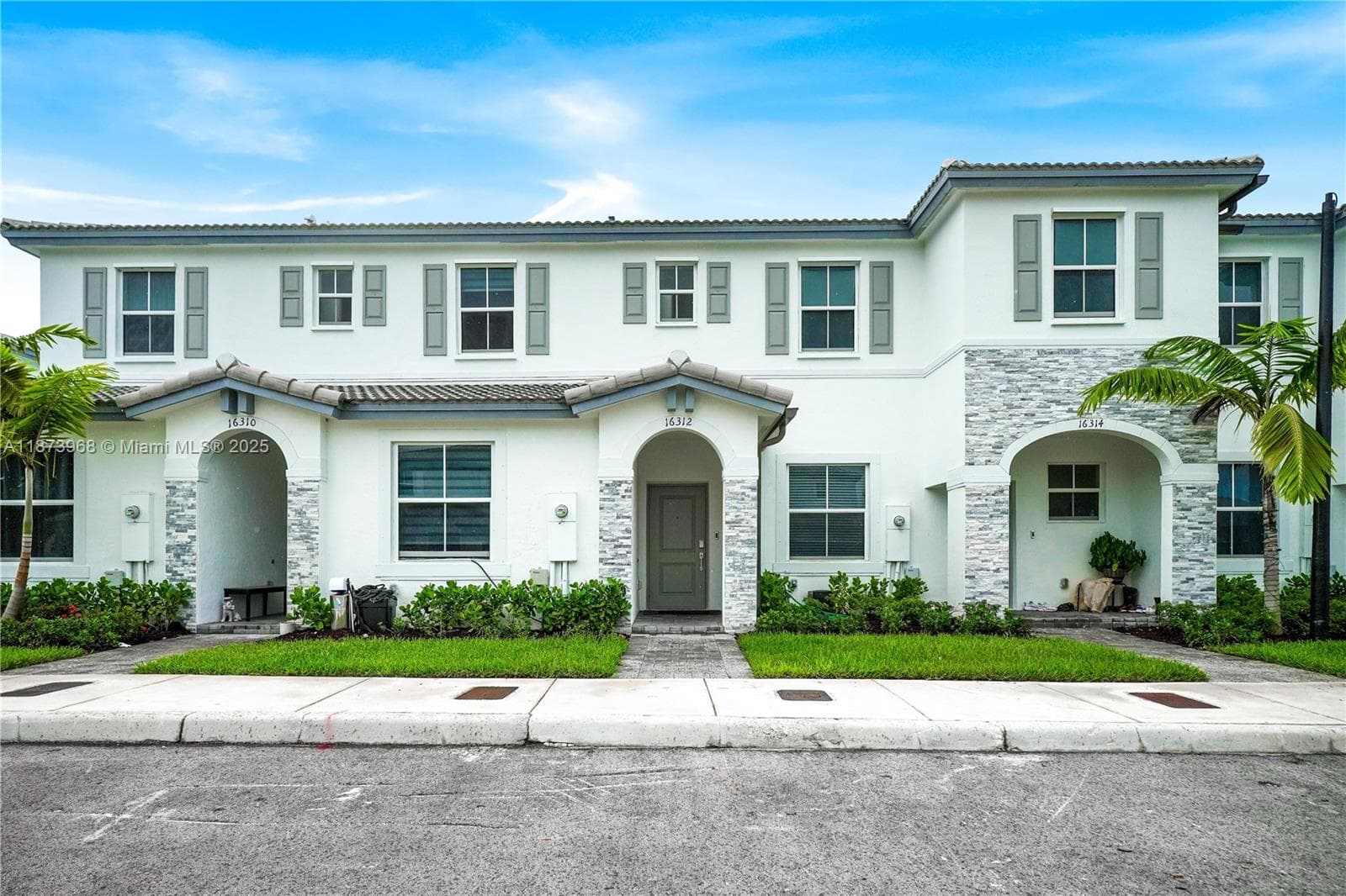 16312 SW 291st St, Homestead FL 33033