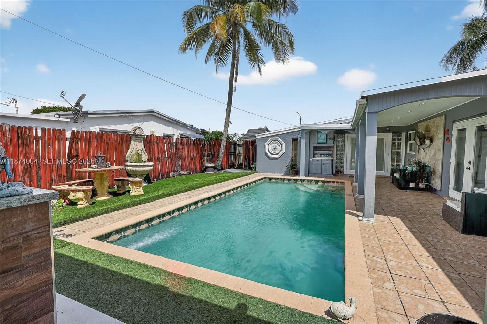 7120 Wilson St, Hollywood FL 33024 photo 2