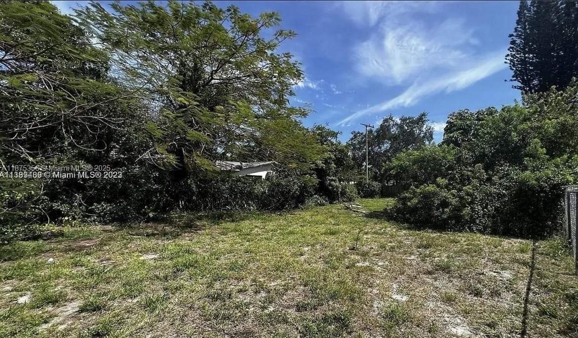 1924 Sheridan St, Hollywood FL 33020 photo 3