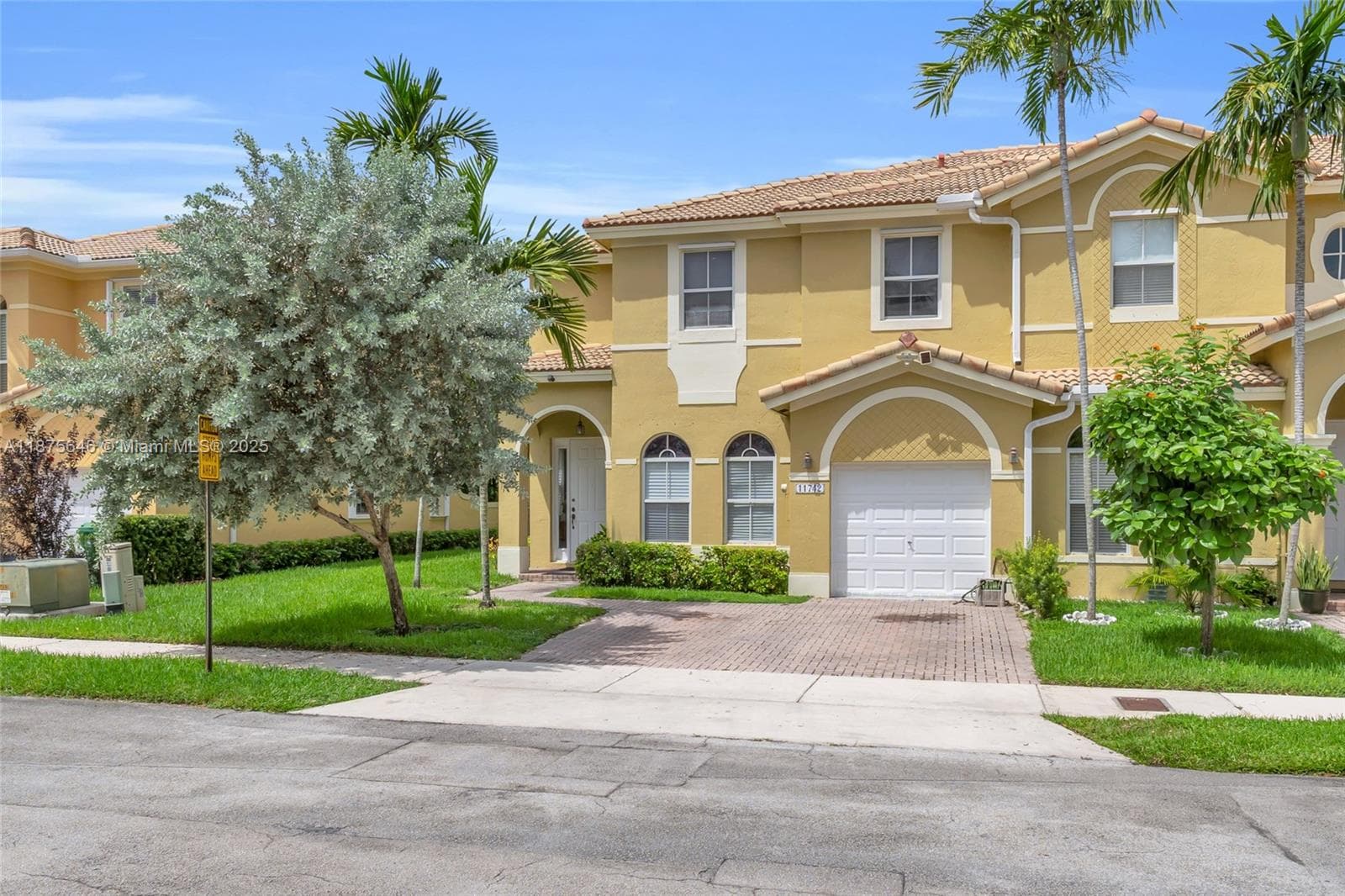 11742 SW 137th Pl, Miami FL 33186