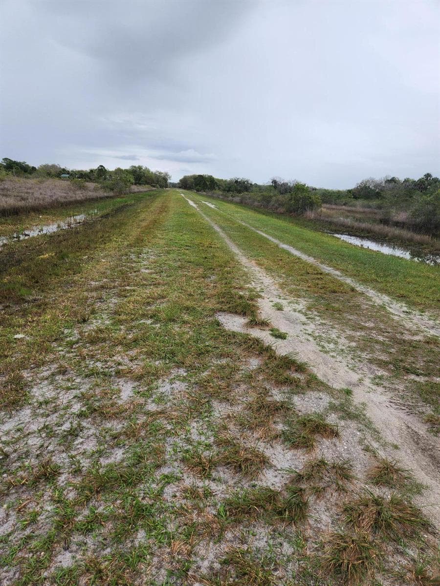 15679 NW 296th Street, Okeechobee FL 34972 photo 2
