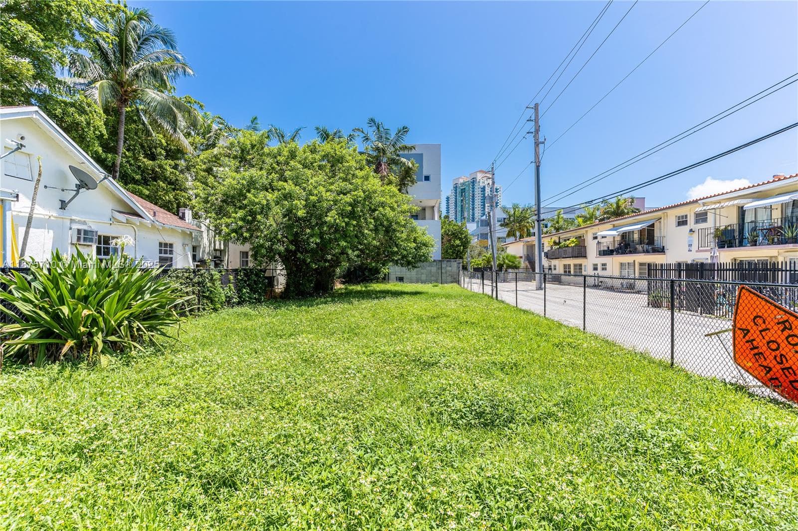 918 4th St, Miami Beach FL 33139 photo 2