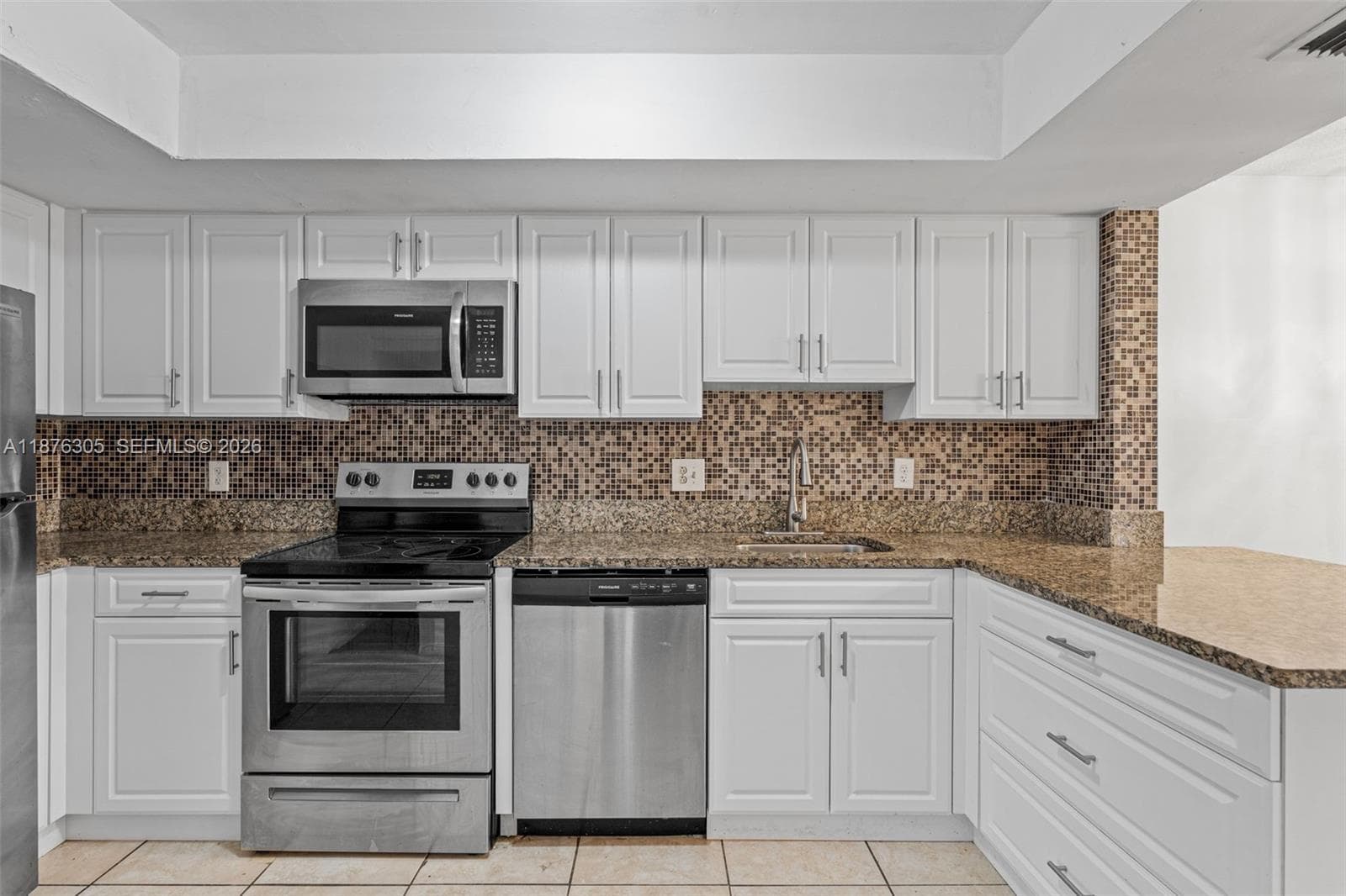 2607 NW 47th Ln # 3304, Lauderdale Lakes FL 33313 photo 2
