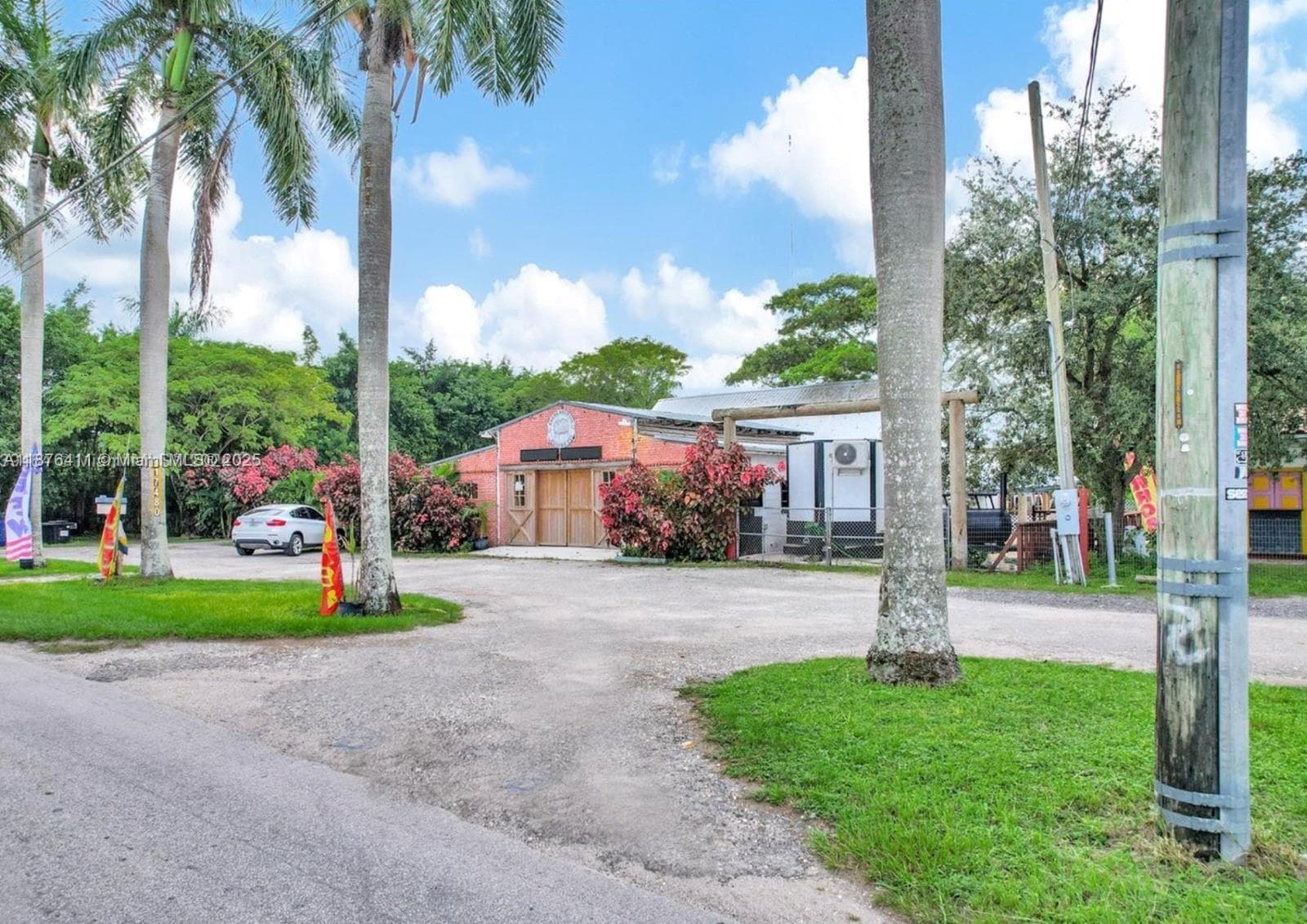 17480 SW 232nd St, Miami FL 33170 photo 5