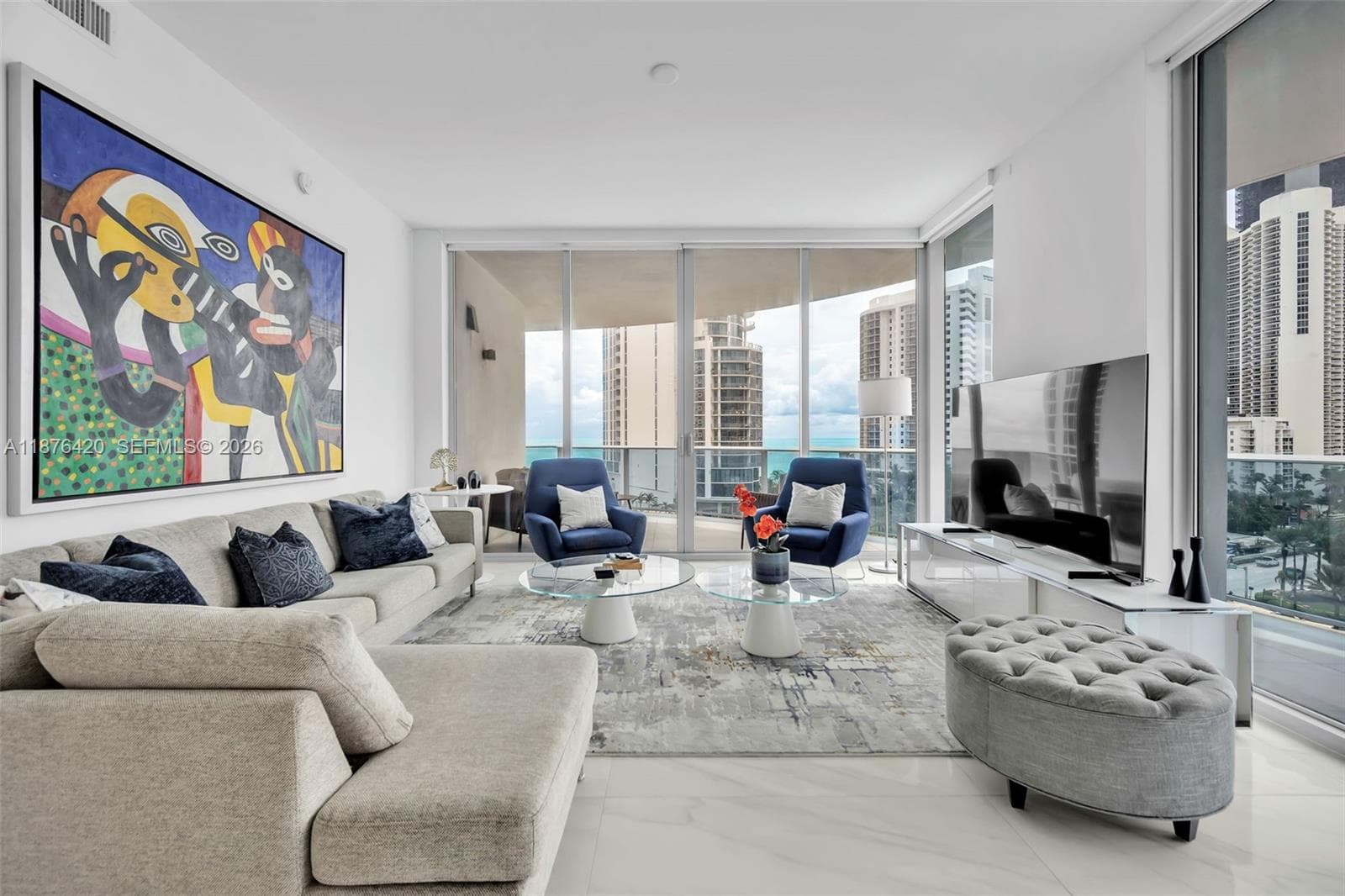 Aurora Residences photo 3