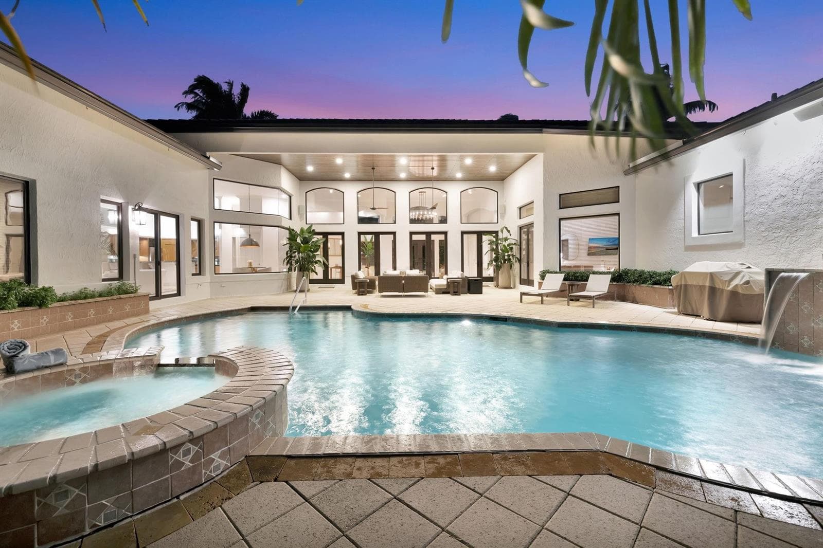 1518 E Lake Drive, Fort Lauderdale FL 33316 photo 2