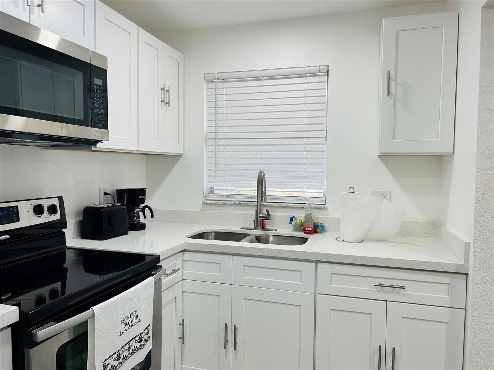 2871 E Sunrise Lakes Drive # 101, Sunrise FL 33322 photo 3