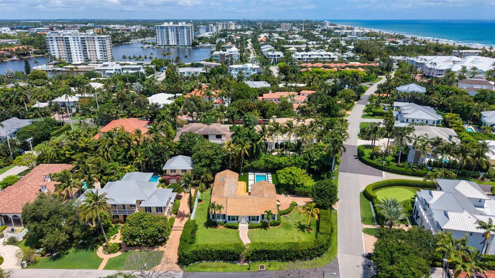1017 Tamarind Road, Delray Beach FL 33483 photo 2