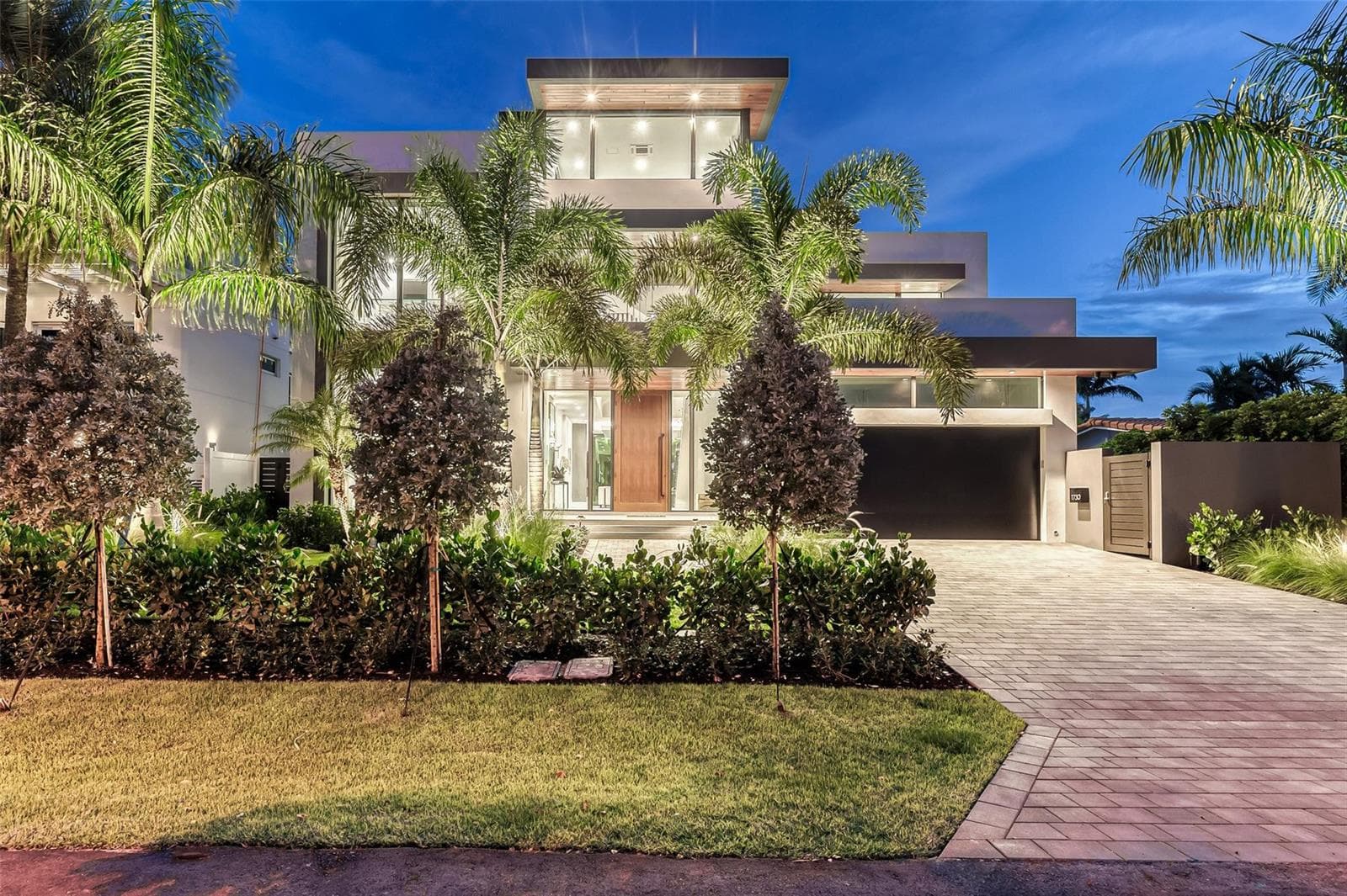 1730 SE 13th Street, Fort Lauderdale FL 33316 photo 2