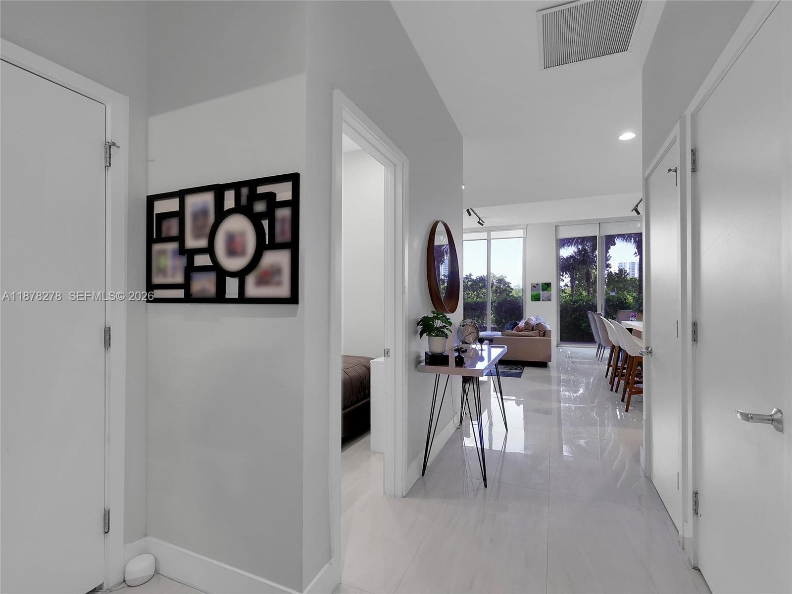 16385 Biscayne Blvd # 105, North Miami Beach FL 33160 photo 3