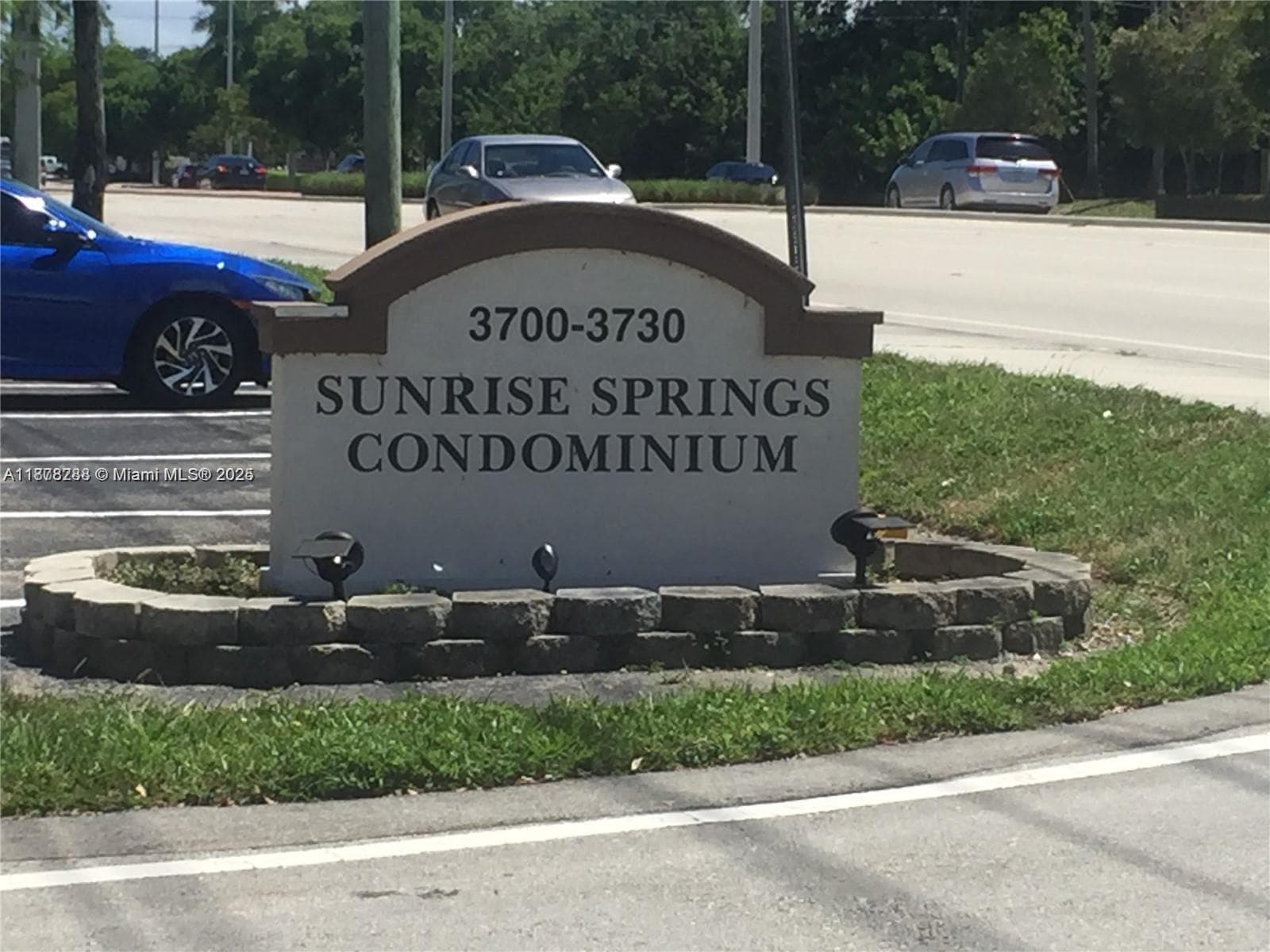 3720 N Pine Island Rd # 331, Sunrise FL 33351