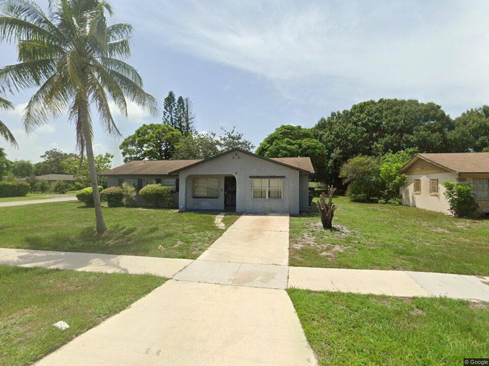 2701 NW Essex Drive NW, Fort Pierce FL 34946 photo 3