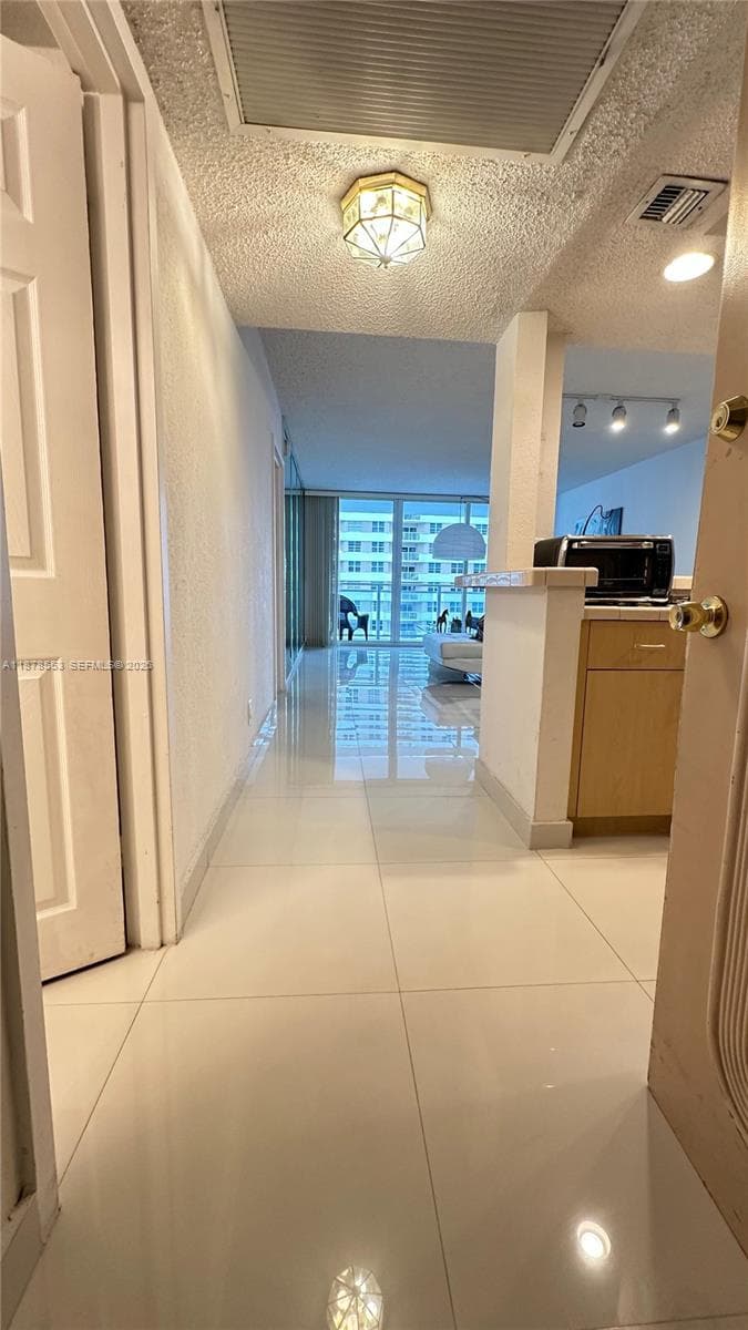 2030 S Ocean Dr # 725, Hallandale Beach FL 33009 photo 4