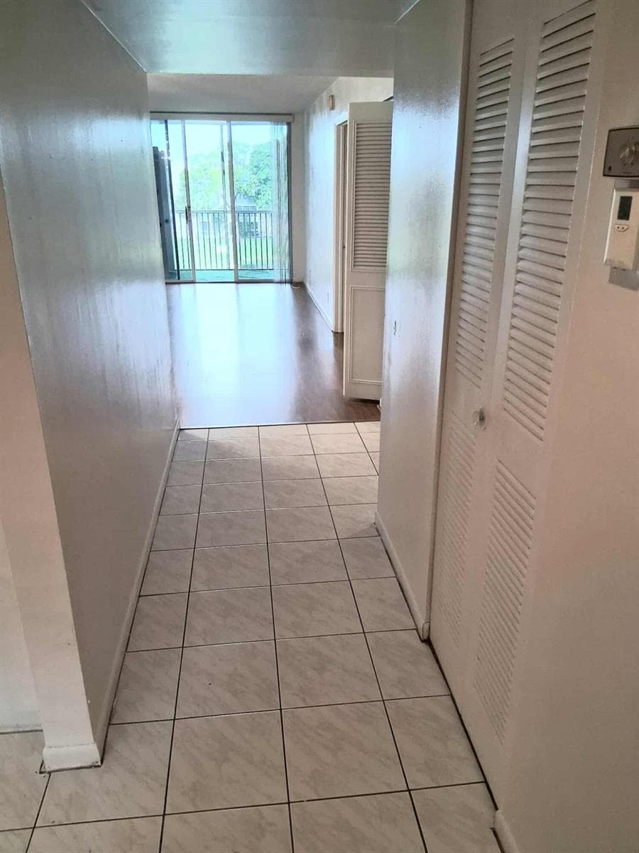 3301 NW 47th Terrace # 403, Lauderdale Lakes FL 33319 photo 2