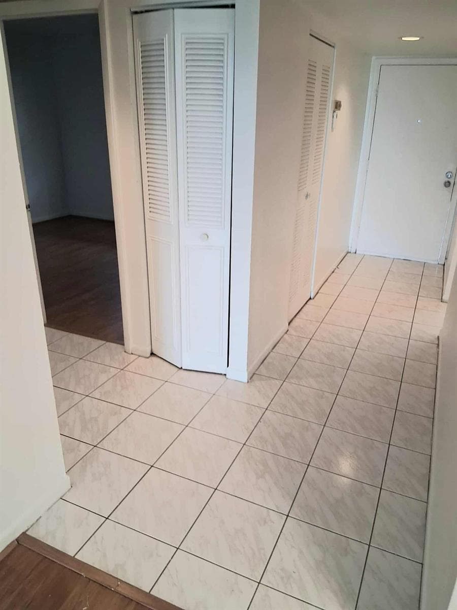 3301 NW 47th Terrace # 403, Lauderdale Lakes FL 33319 photo 5