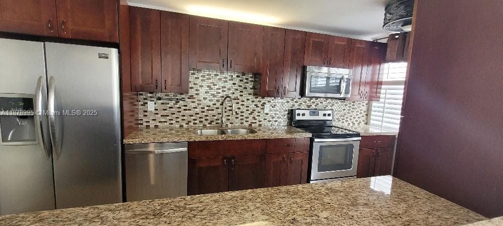 18061 Biscayne Blvd # 301, Aventura FL 33160 photo 2