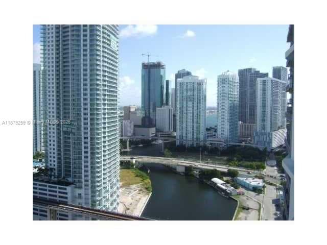 185 SW 7th St # 1909, Miami FL 33130 photo 2