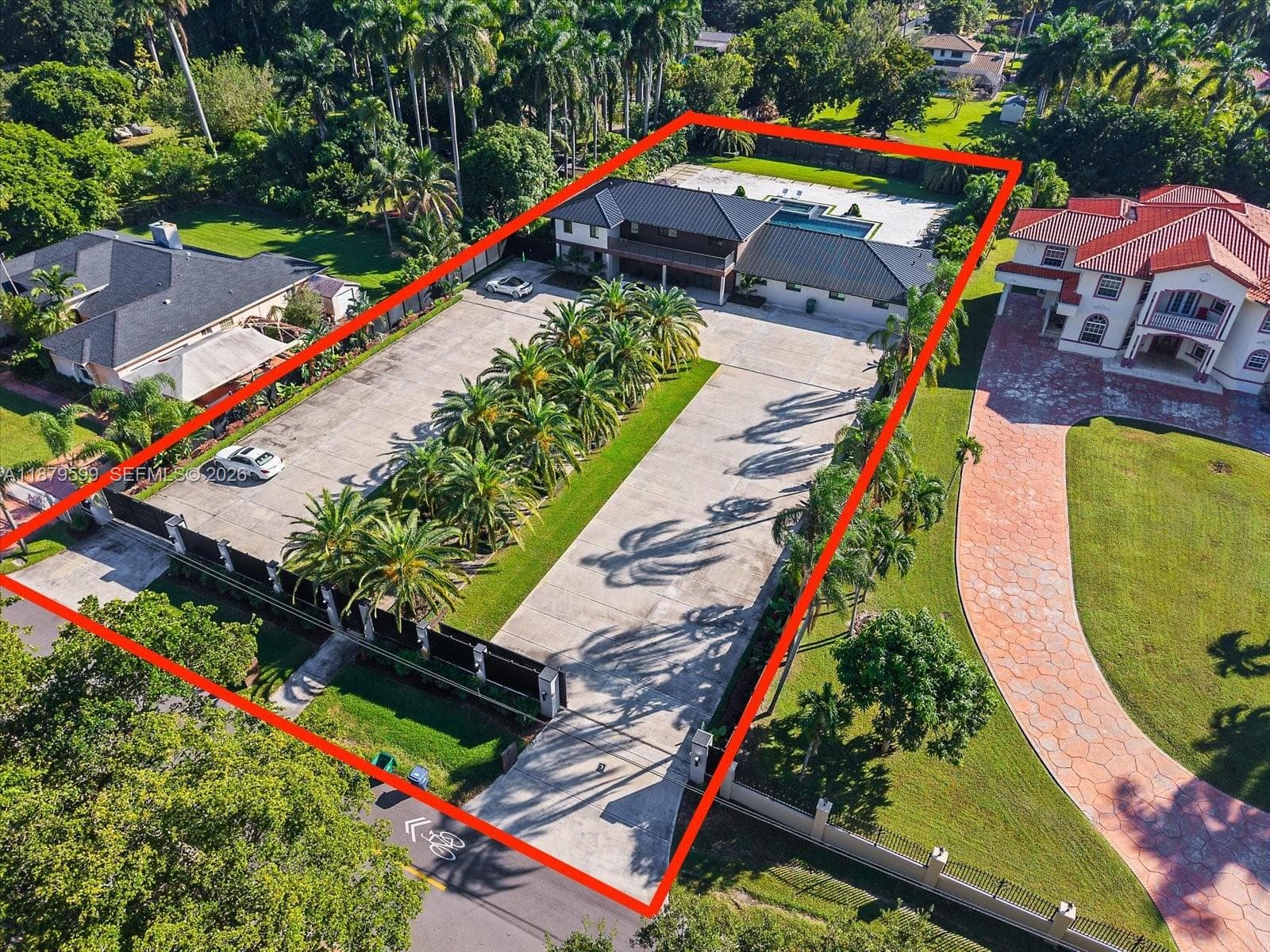 280 NE 156th St, Miami FL 33162 photo 3