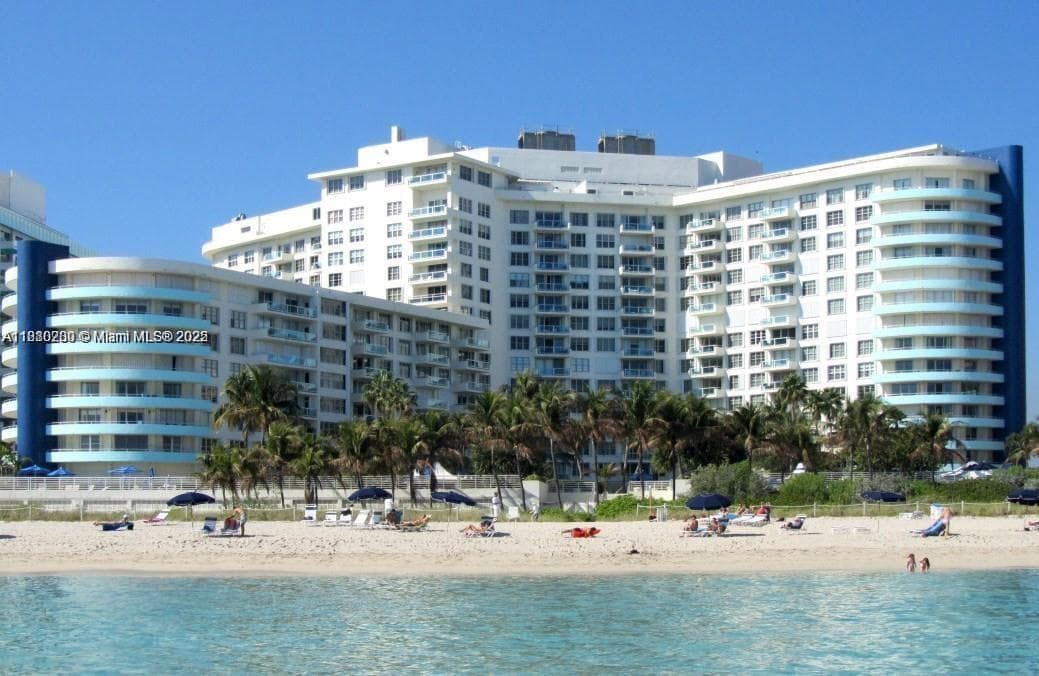 5151 Collins Ave # 923, Miami Beach FL 33140