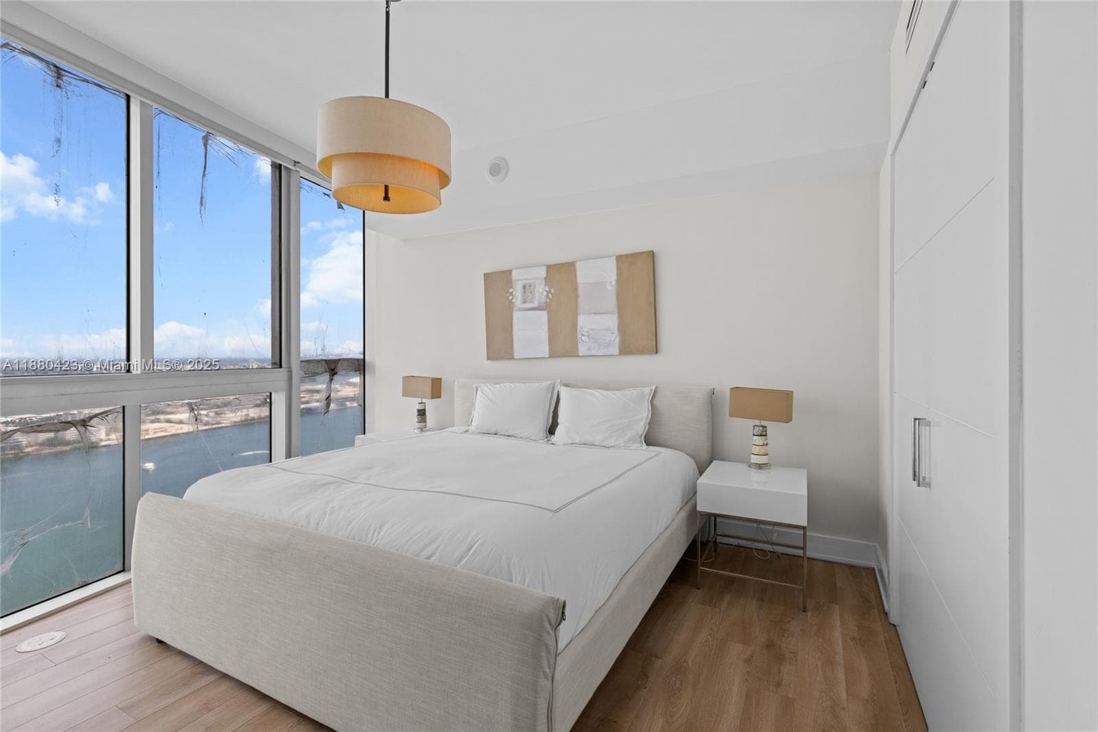 465 Brickell Ave # 4901, Miami FL 33131 photo 2