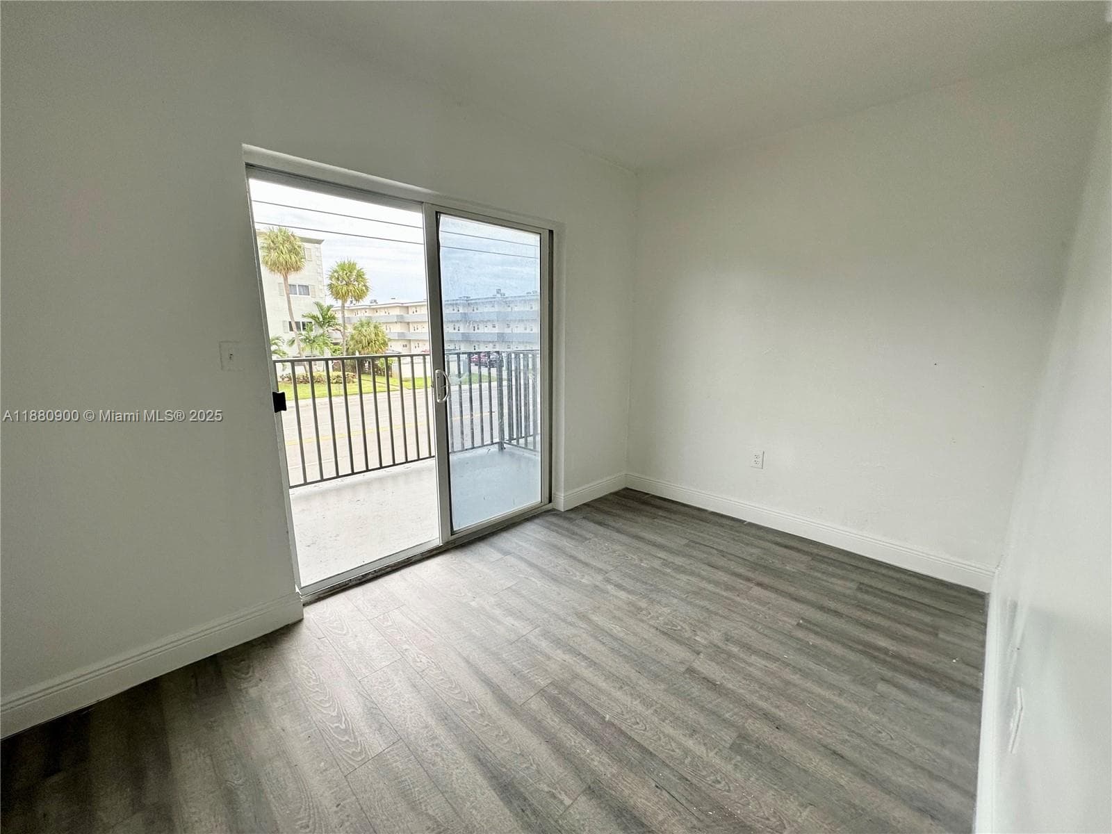13285 NE 6th Ave # 401, North Miami, FL 33161 photo 4