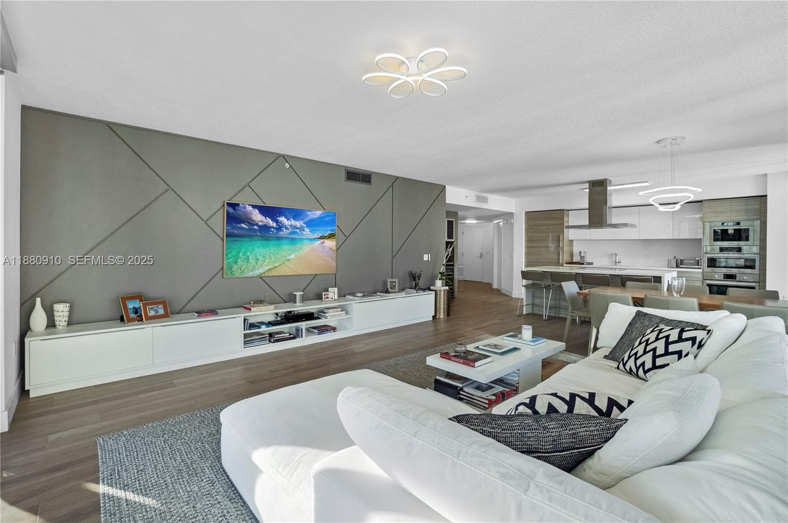 300 Sunny Isles Blvd # 1802, Sunny Isles Beach FL 33160 photo 4