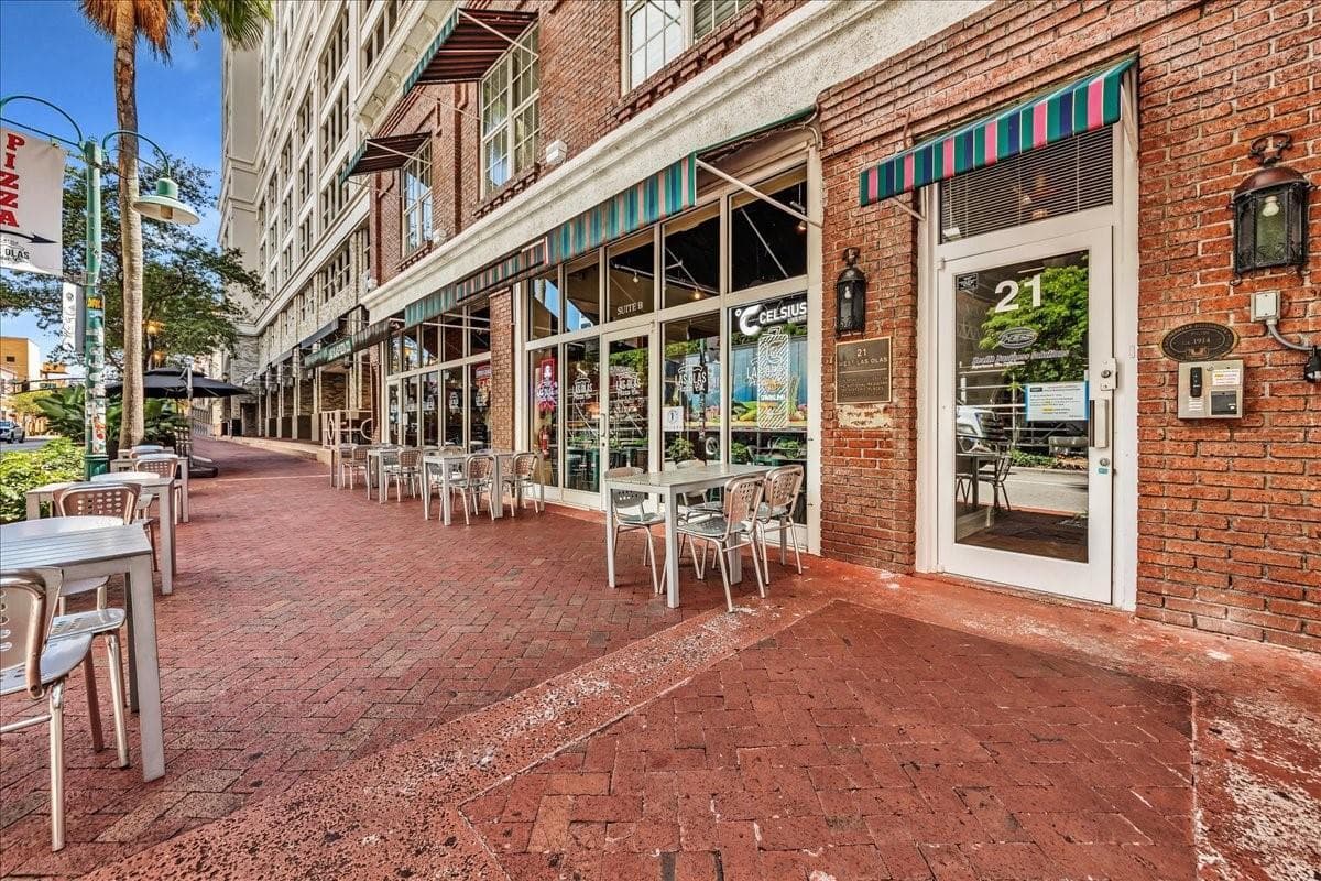 21 W Las Olas Boulevard, Fort Lauderdale FL 33301 photo 3