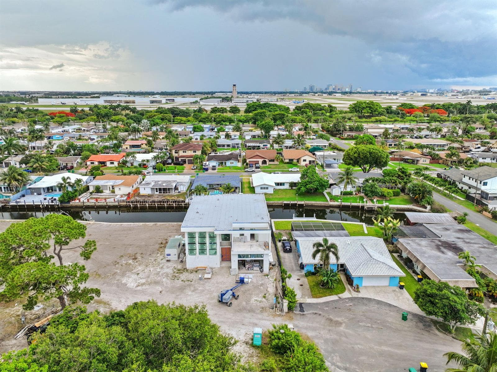 1410 Florian Drive, Dania Beach FL 33004 photo 3