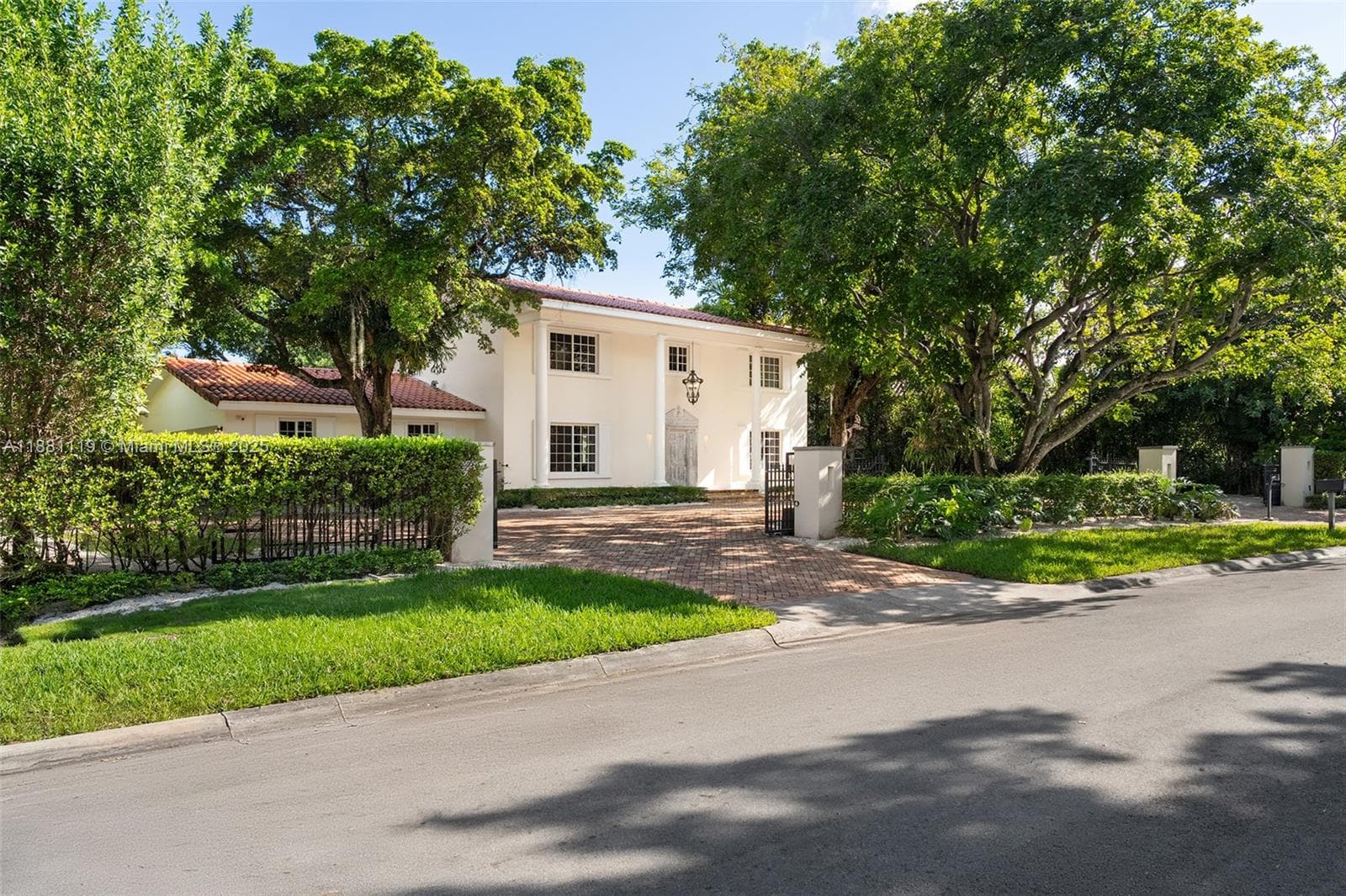575 Bay Point Rd, Miami FL 33137 photo 5