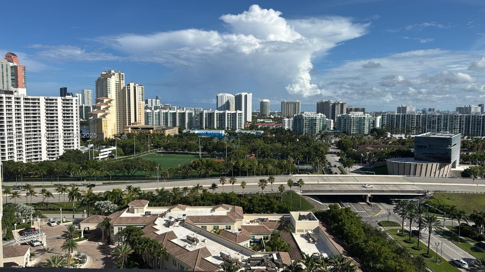 19501 S W country Club dr # 1706, Aventura FL 33180 photo 2