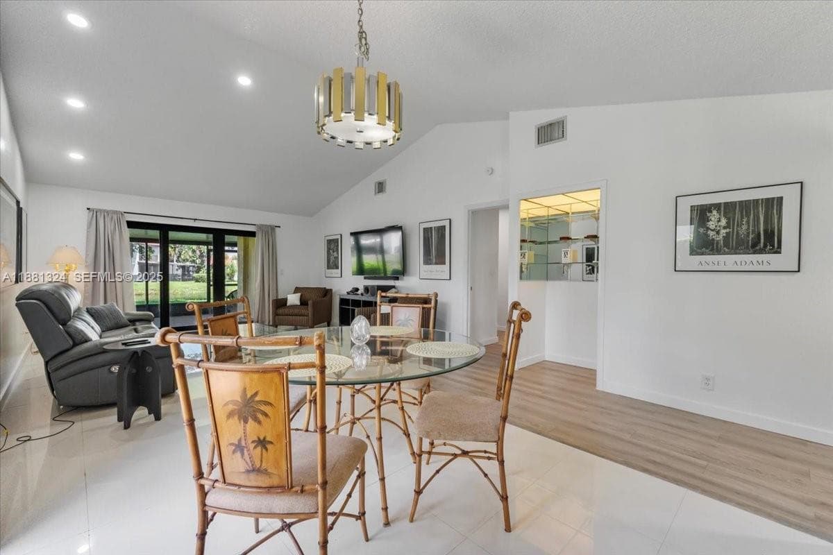 16273 Laurel Dr # 7, Weston FL 33326 photo 3