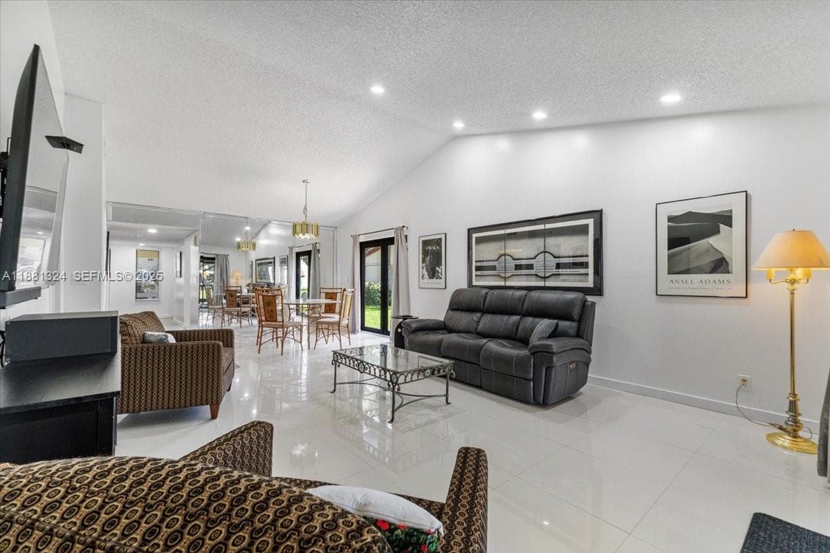 16273 Laurel Dr # 7, Weston FL 33326 photo 5