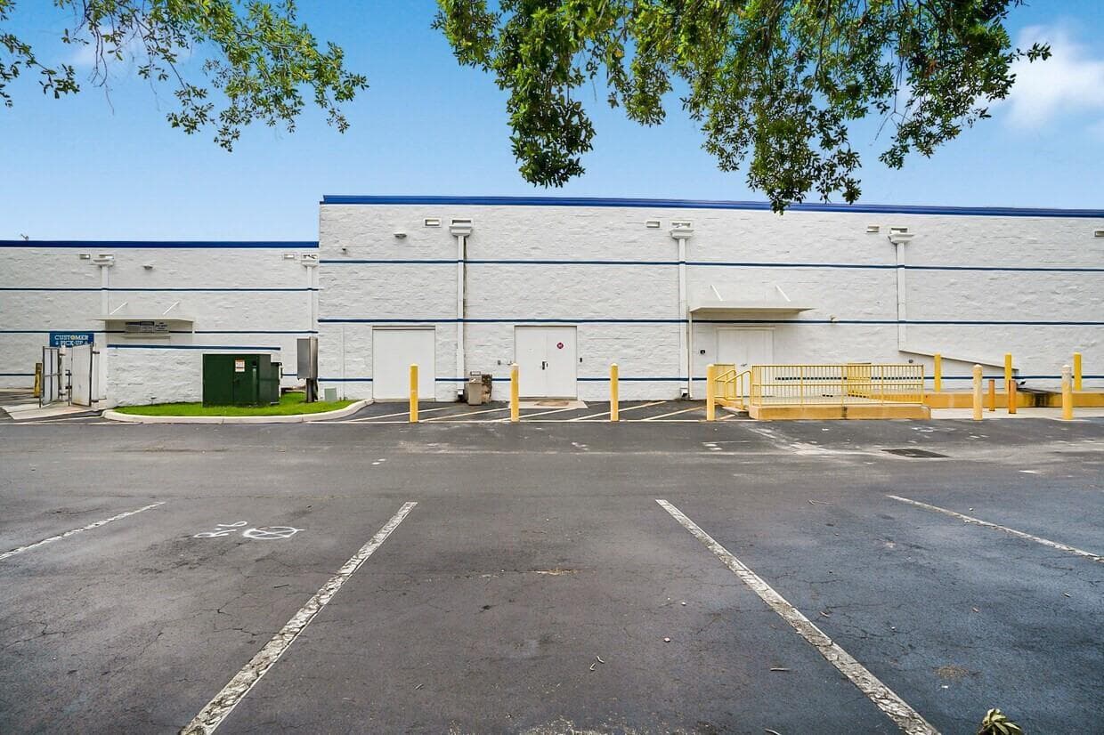 1605 W Oakland Park Boulevard, Oakland Park FL 33311 photo 5