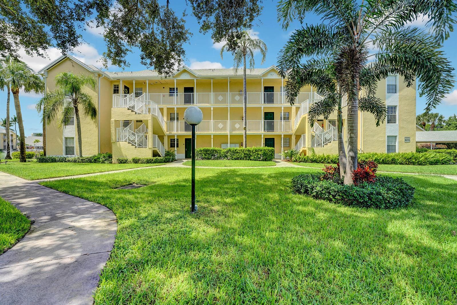 6315 La Costa Drive # A, Boca Raton FL 33433 photo 2